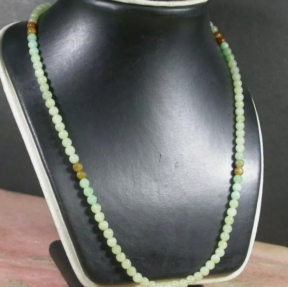 Green Yellow 100% Natural A JADE Jadeite Bead beads Necklace 20 inches - Picture 6 of 8